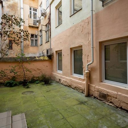 Alfa Apartments Staroevrejska 18 Lviv Luaran gambar