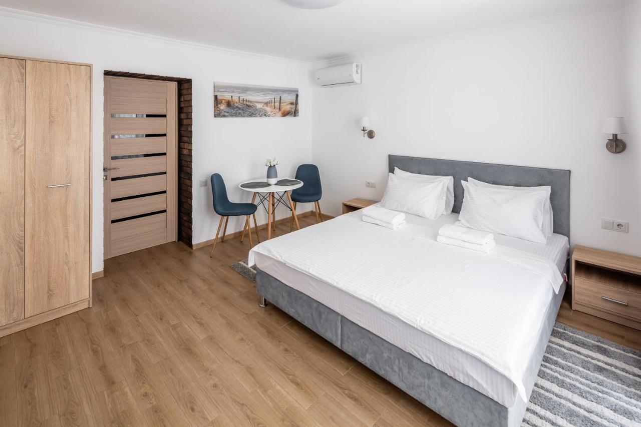 Alfa Apartments Staroevrejska 18 Lviv Luaran gambar