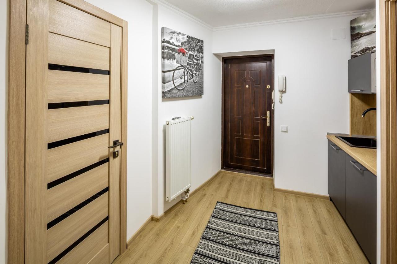 Alfa Apartments Staroevrejska 18 Lviv Luaran gambar