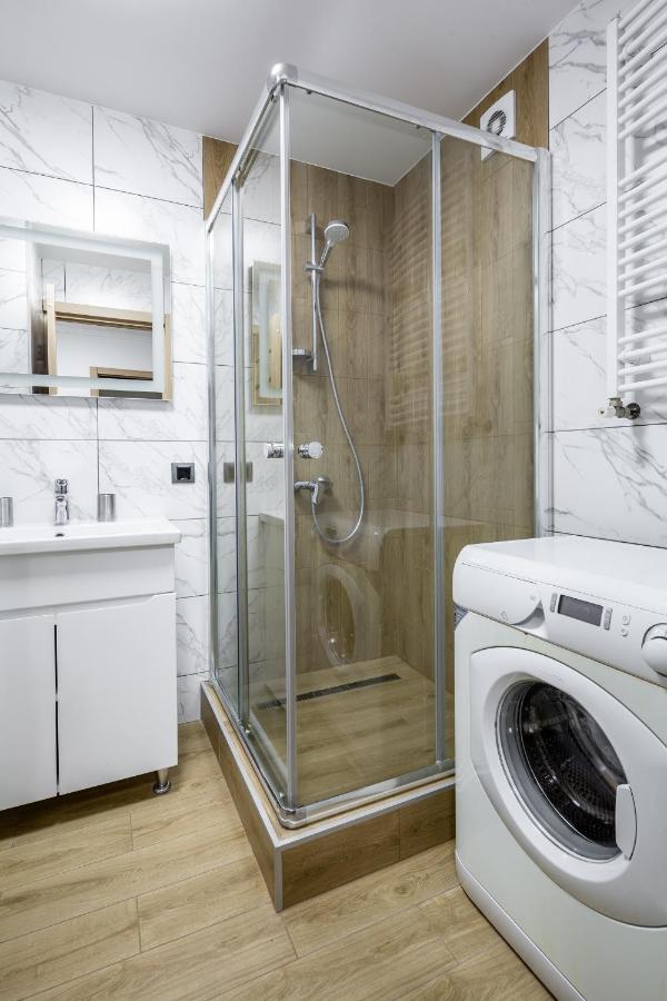 Alfa Apartments Staroevrejska 18 Lviv Luaran gambar